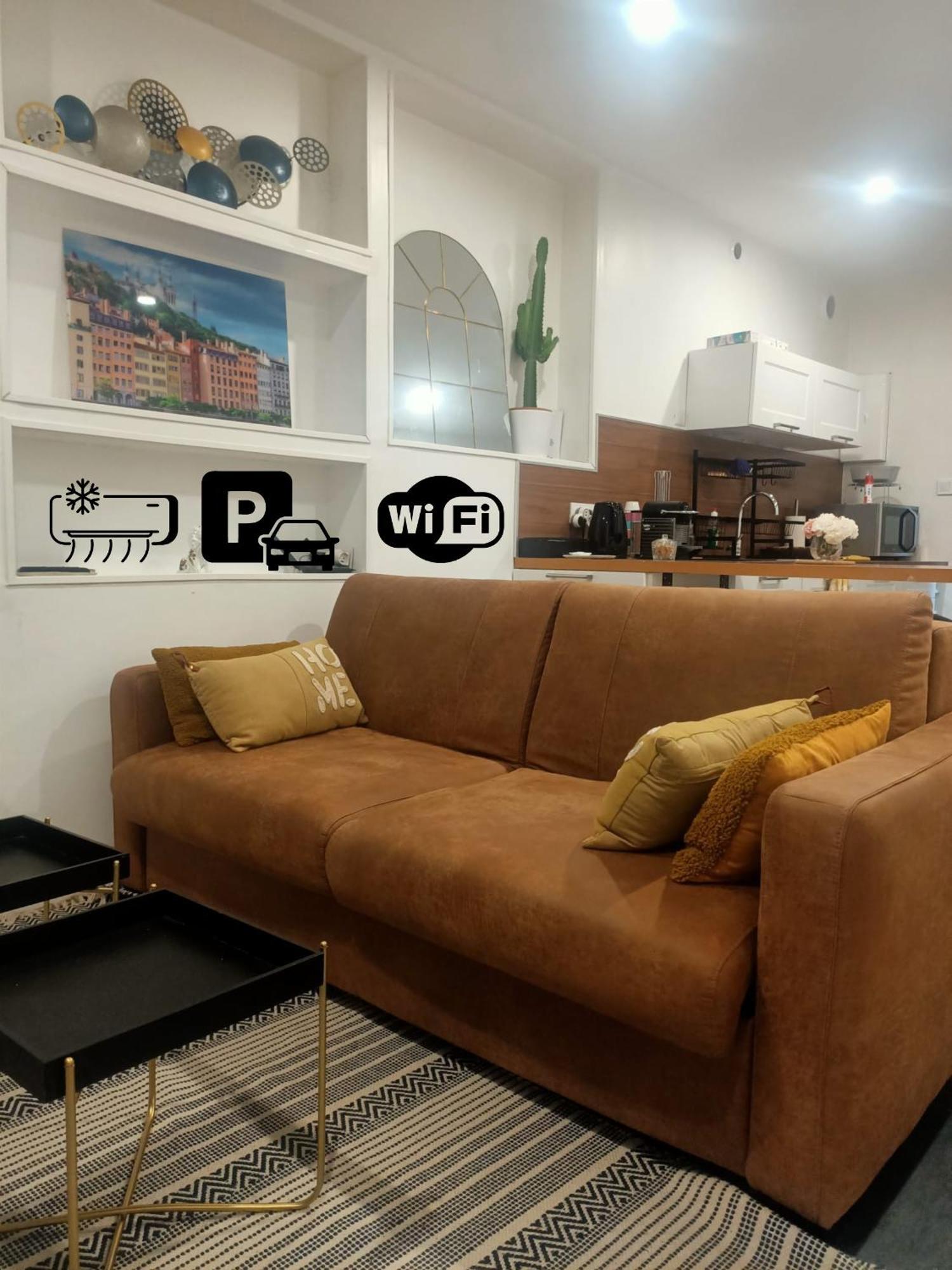 דירות Vénissieux Le Petit Cocon - Parking Prive - Lyon Sud מראה חיצוני תמונה